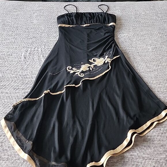 Jessica- oriental dress - Picture 1 of 4